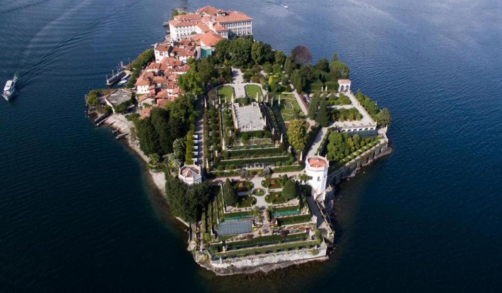 Isola Bella Apartments, Suite Stresa Bagian luar foto